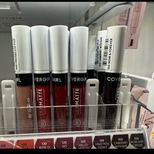 COVERGIRL Lipstick Set Red and Brown with Bold Shades
